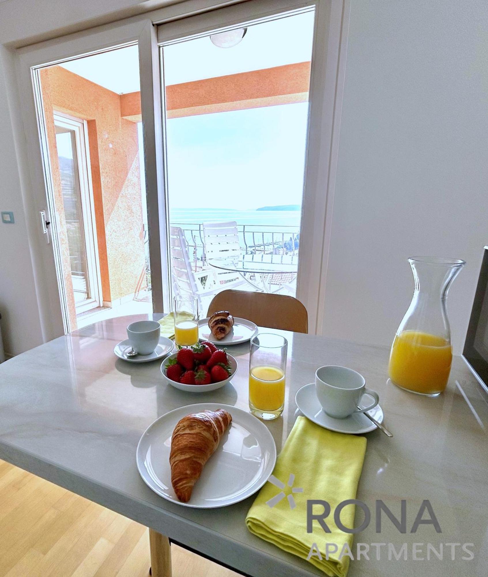 Rona Spacious Apartment With A Panoramic View Ičići 외부 사진
